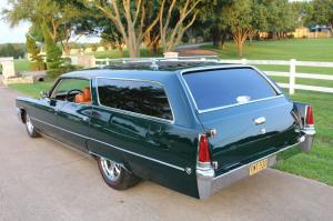 Cadillac DeVille 9-passenger Station Wagon by WISCO 1969 года 